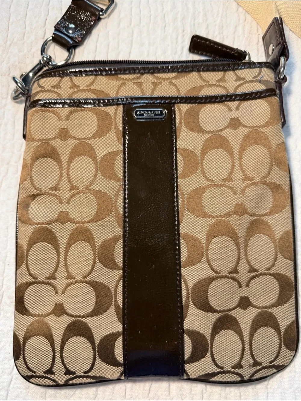 Coach Signature Heritage Stripe Swingback Crossbody – Brown Patent Leather Trim